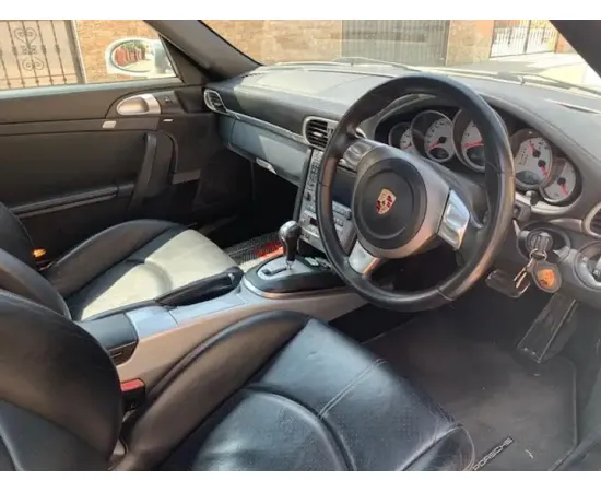 Interior Porsche 911 Carrera S (997) · 3.8 · Tiptronic S